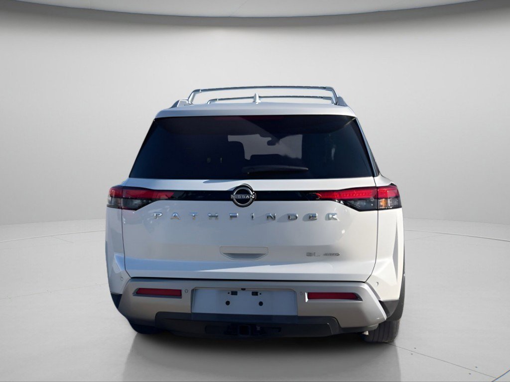 Used 2022 Nissan Pathfinder SL AWD/4WD image 8