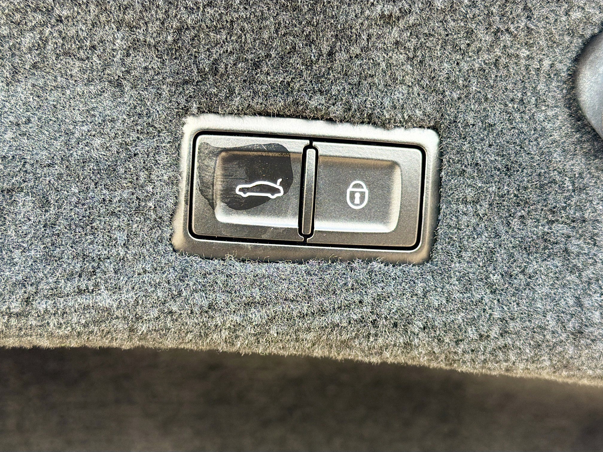 Used 2021 Bentley Continental GT image 13