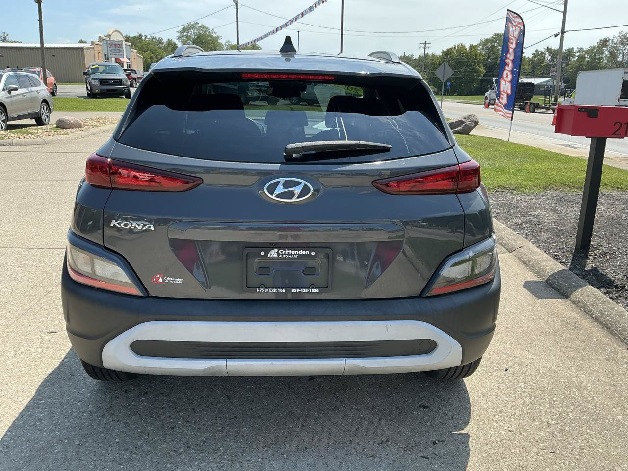 Used 2023 Hyundai Kona SEL FWD image 6