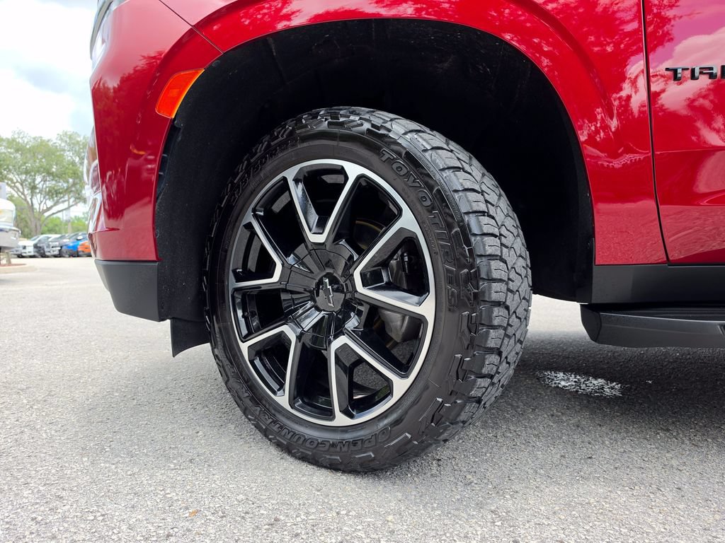 Used 2022 Chevrolet Tahoe RST AWD/4WD image 34