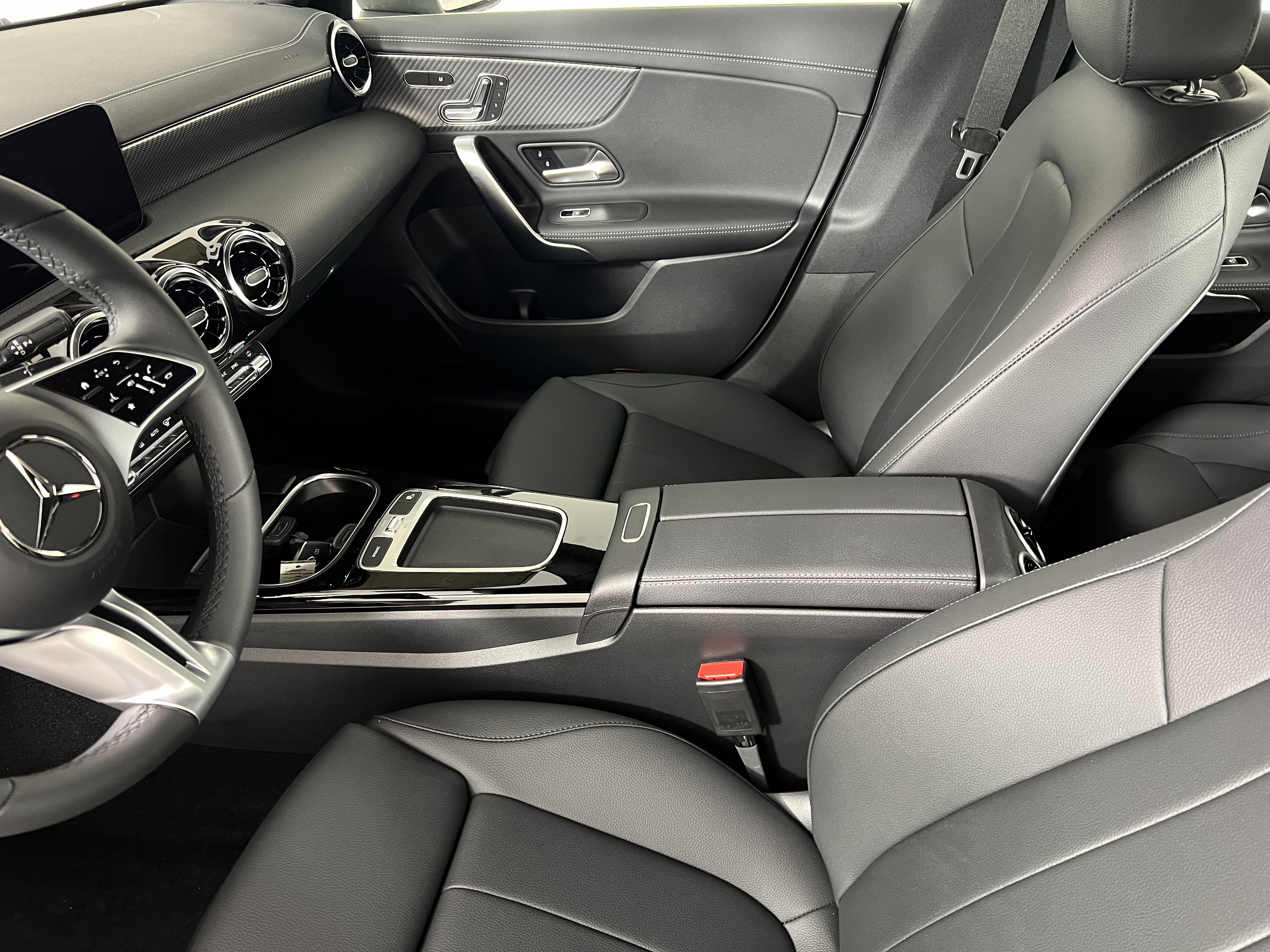 New 2026 Mercedes-Benz CLA 250 4MATIC image 4