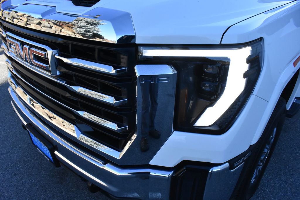 Certified 2025 GMC Sierra 3500 SLE w/ SLE Convenience Package image 10