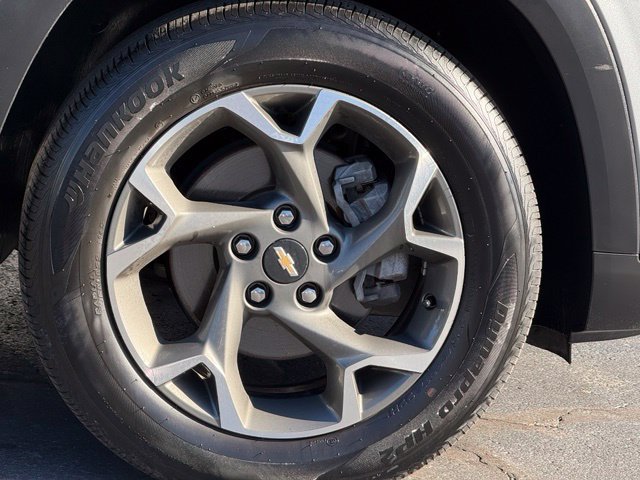 Used 2024 Chevrolet Trax LT w/ Driver Confidence Package FWD image 10