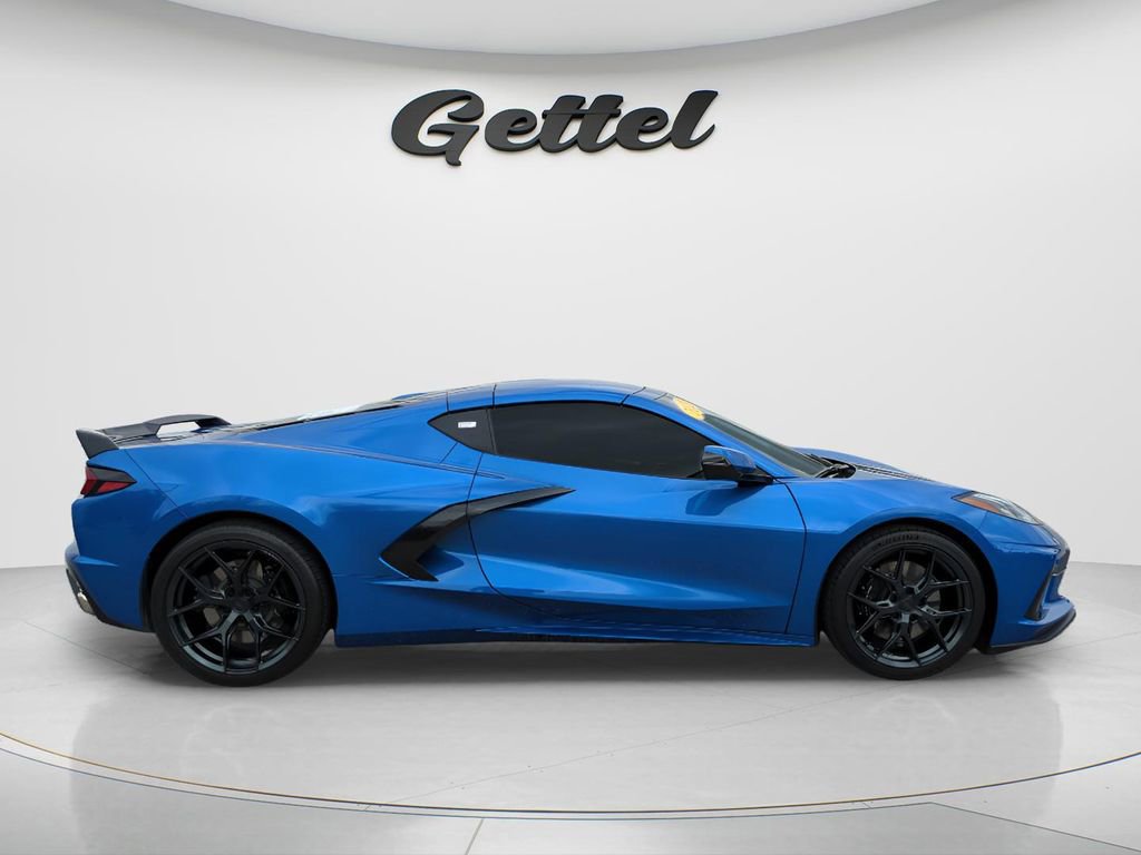 Used 2023 Chevrolet Corvette Stingray Preferred Cpe w/ Z51 Performance Package image 4