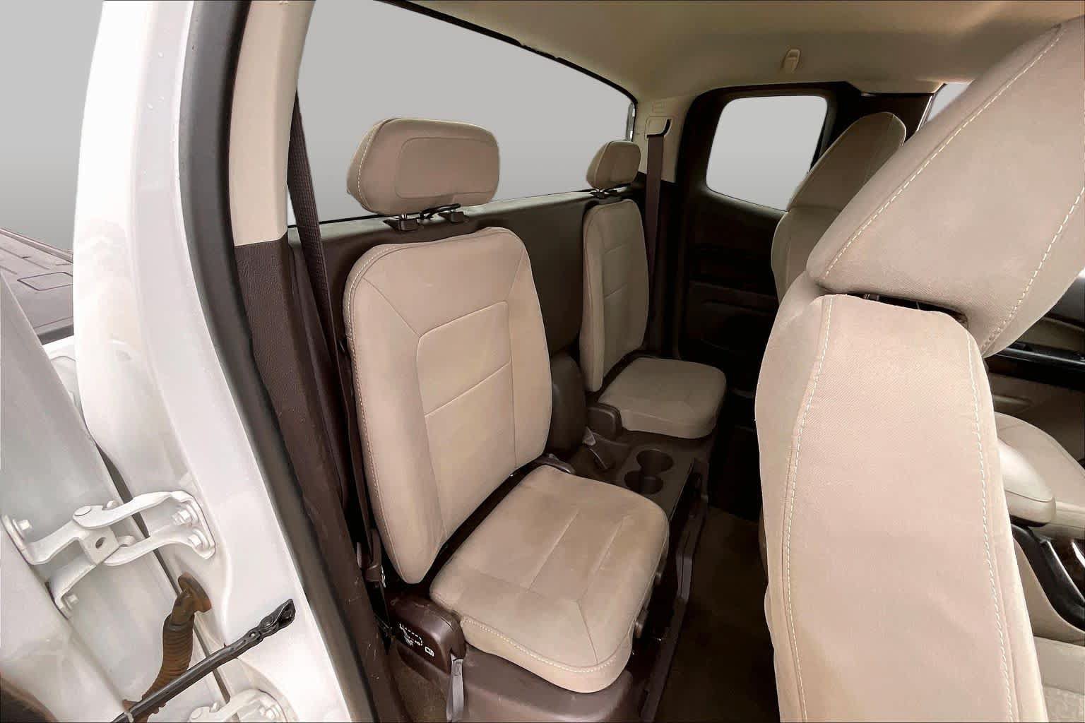 Used 2016 GMC Canyon SLE w/ SLE Convenience Package RWD image 19