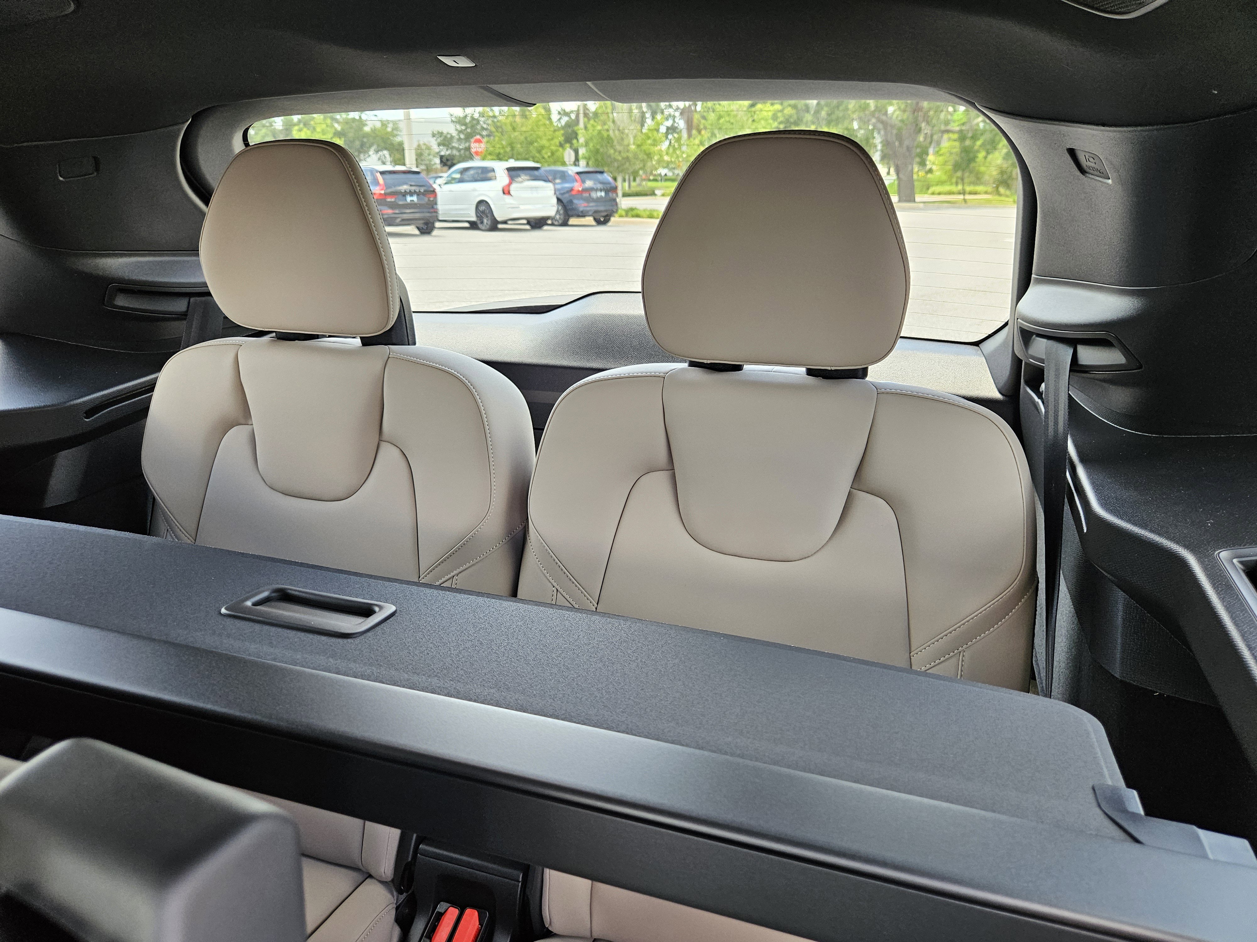 New 2026 Volvo XC90 B5 Plus image 15