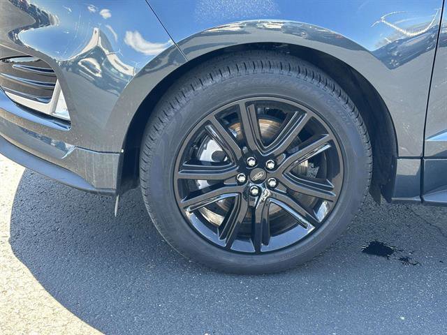 Used 2023 Ford Edge ST-Line image 8