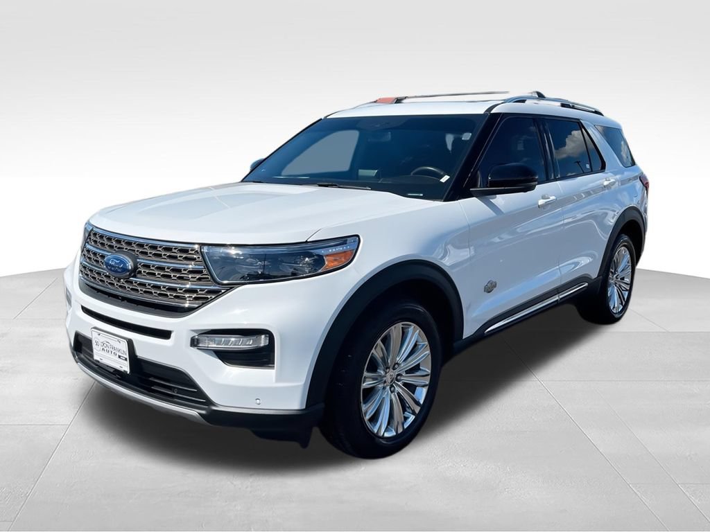 Used 2021 Ford Explorer King Ranch w/ Premium Technology Package AWD/4WD image 4