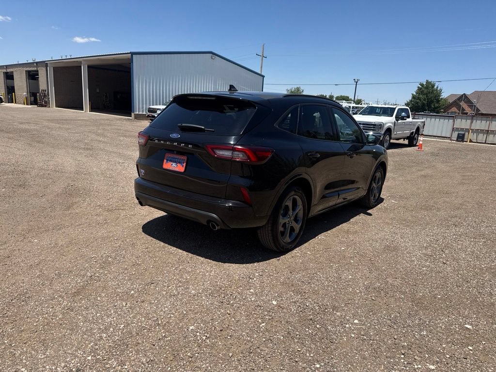 Used 2024 Ford Escape ST-Line FWD image 6