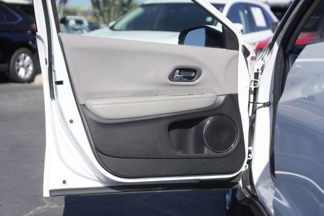 Used 2017 Honda HR-V EX image 30