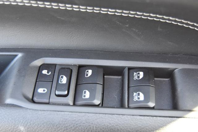 Certified 2023 Jeep Compass Altitude image 15