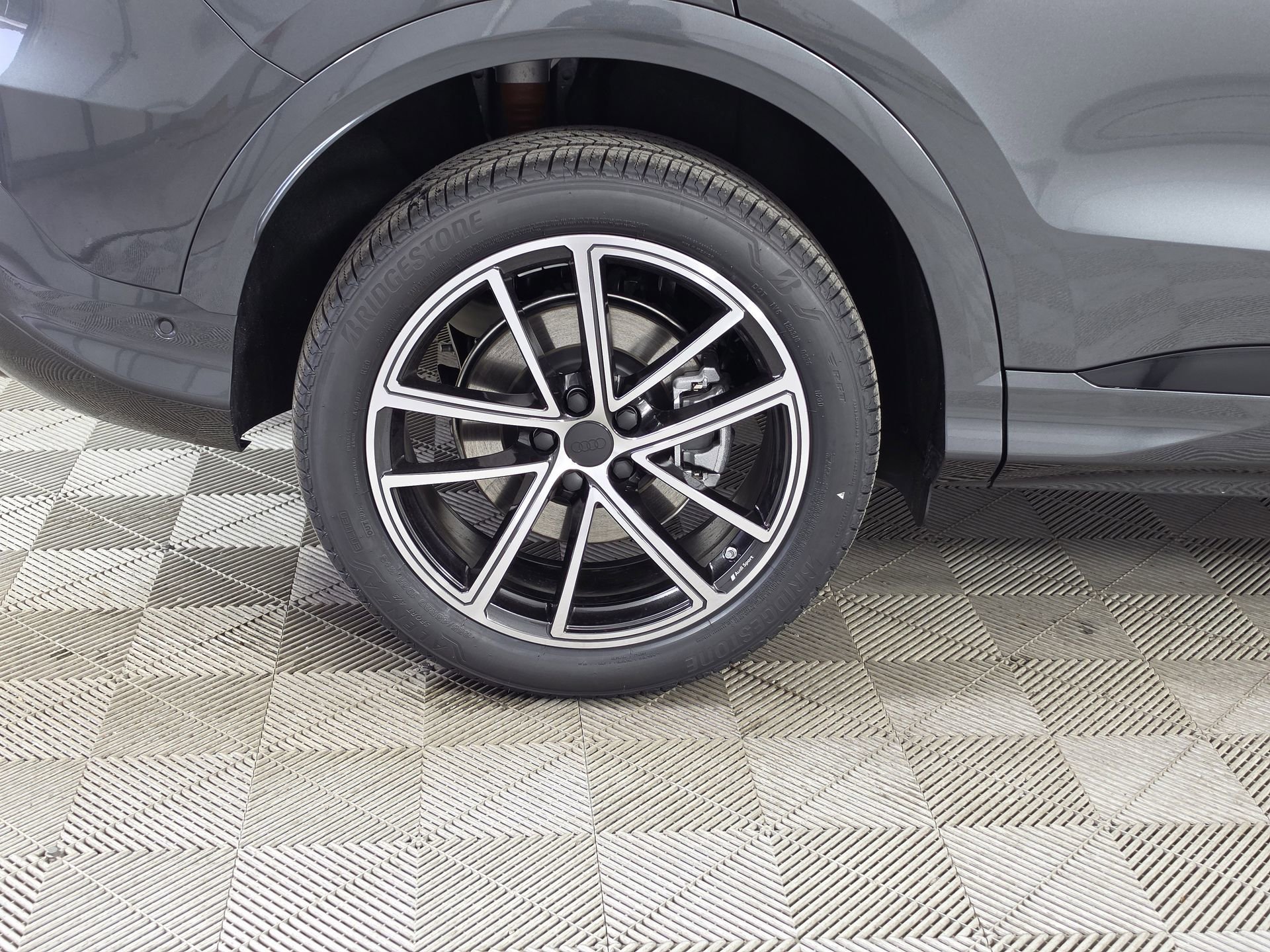 New 2026 Audi Q5 Premium Plus AWD/4WD image 9