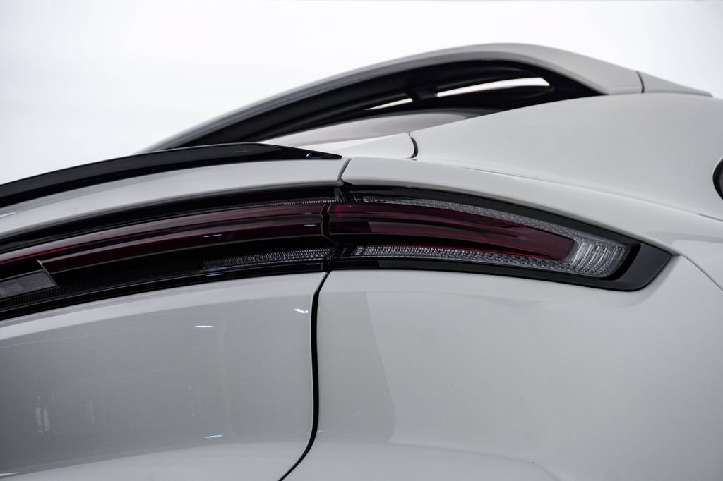 New 2026 Porsche Cayenne Coupe AWD/4WD image 12