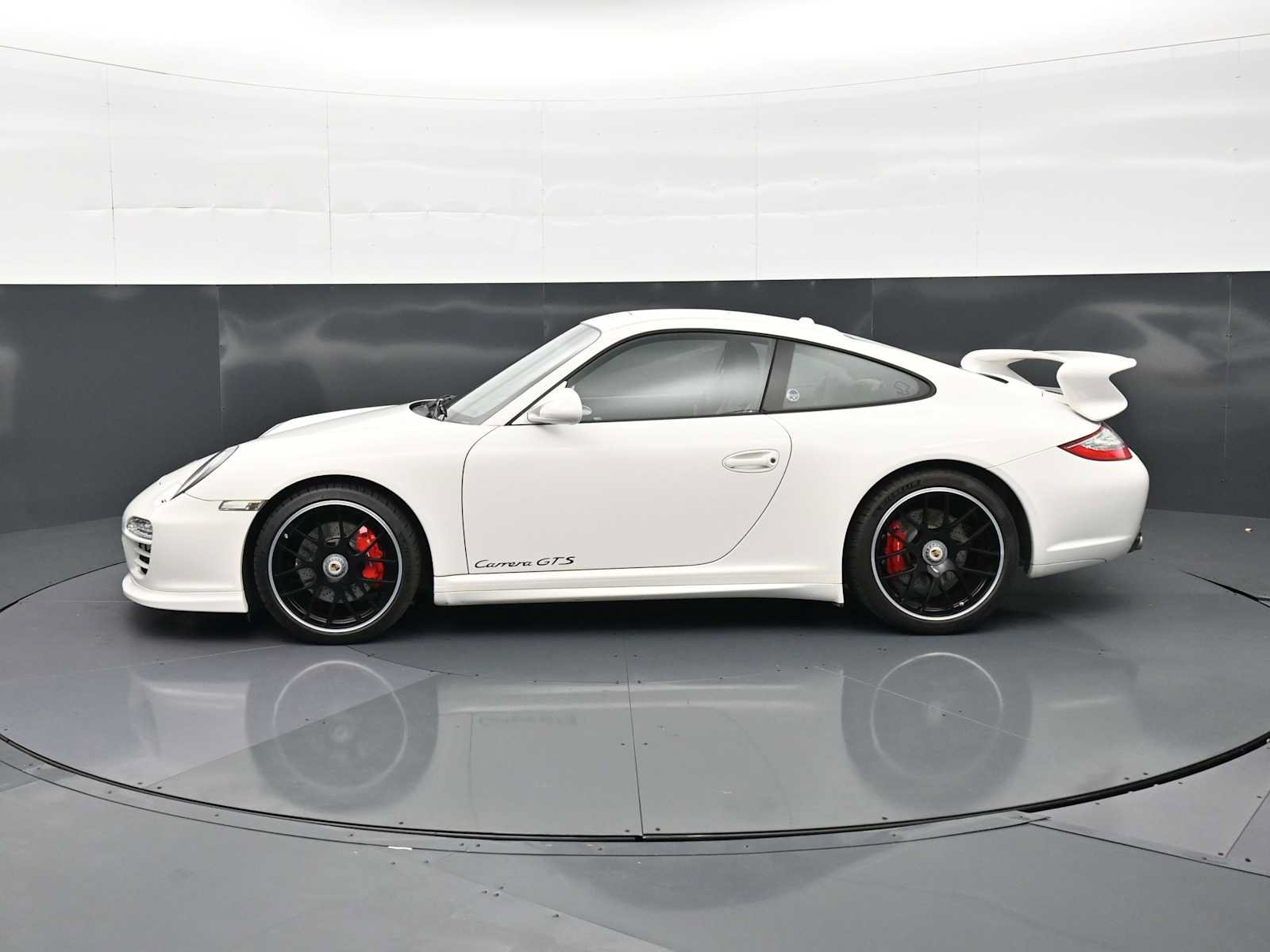 Used 2012 Porsche 911 Carrera GTS RWD image 2
