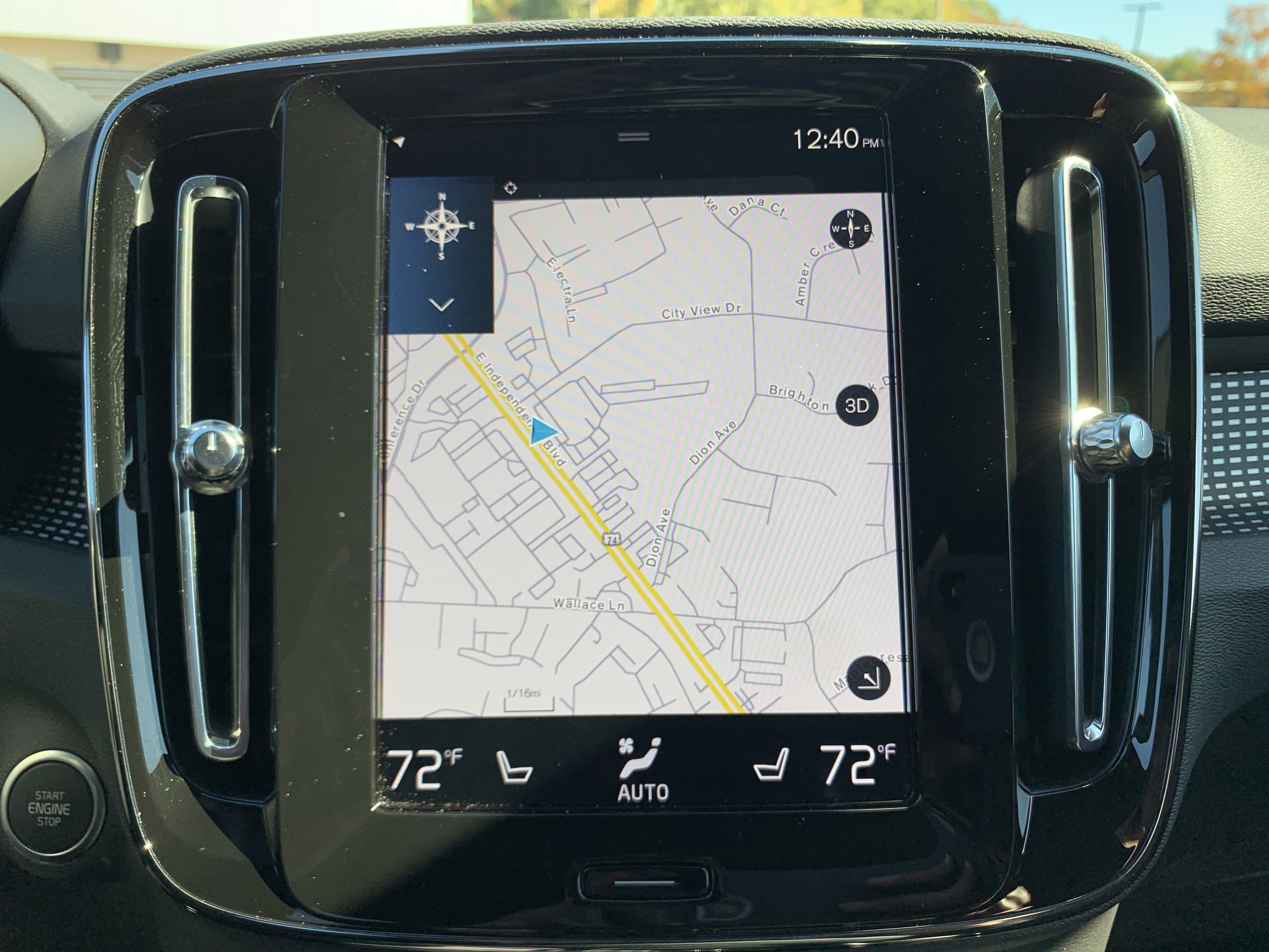 Used 2022 Volvo XC40 T5 R-Design w/ Advanced Package image 24