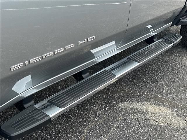 New 2026 GMC Sierra 2500 SLT w/ SLT Premium Package AWD/4WD image 18