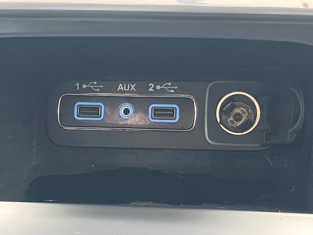 Used 2021 Jeep Grand Cherokee Limited w/ Luxury Group II image 30