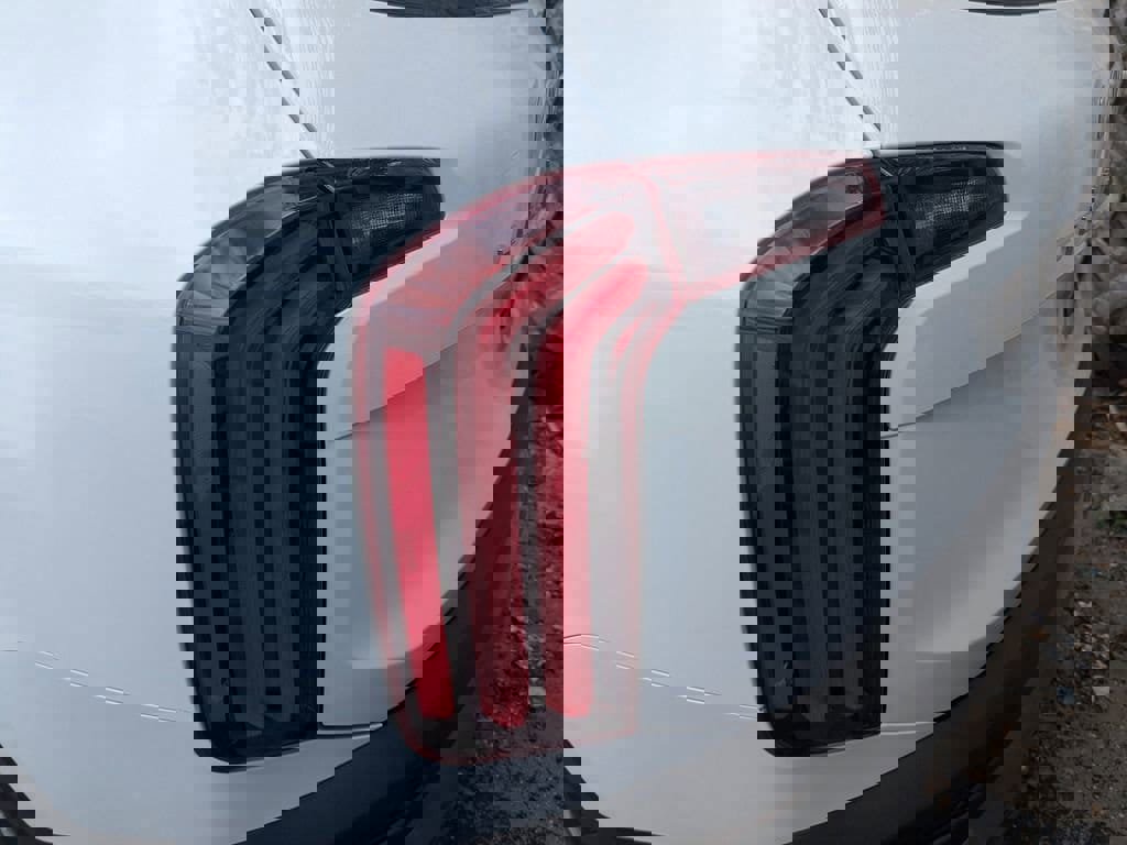 Used 2022 Kia Telluride EX w/ EX Premium Package image 6