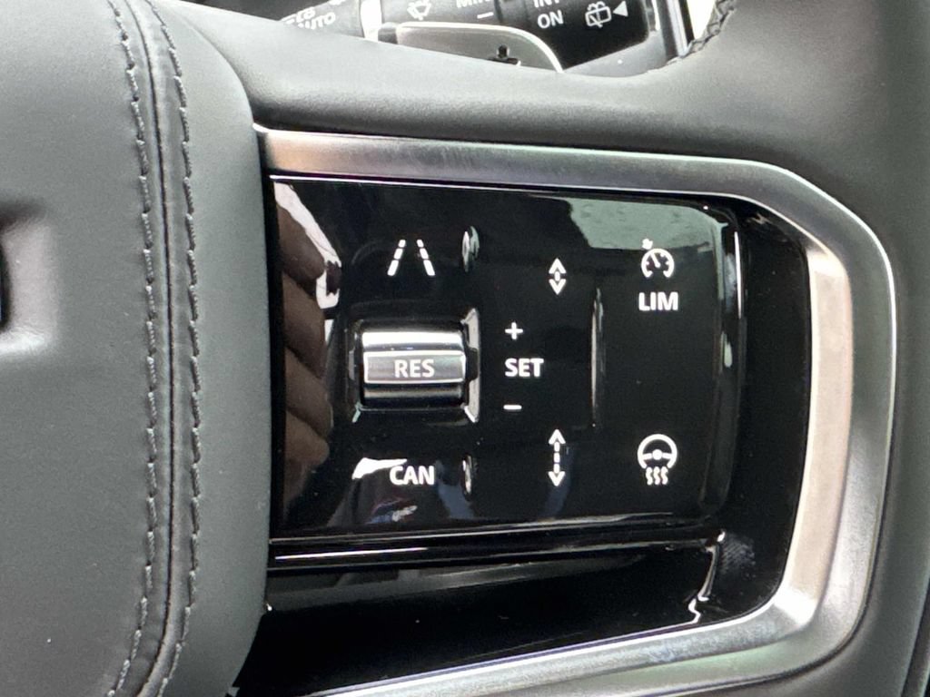 New 2026 Land Rover Range Rover Sport SE AWD/4WD image 28