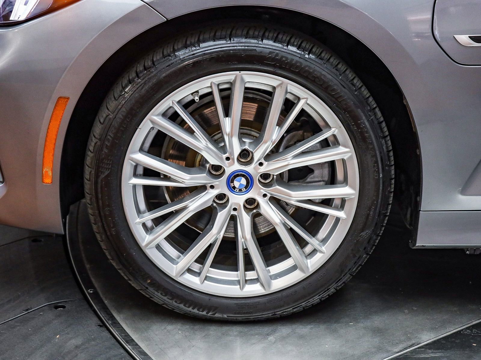 Used 2023 BMW 330e w/ Driving Assistance Package RWD image 10