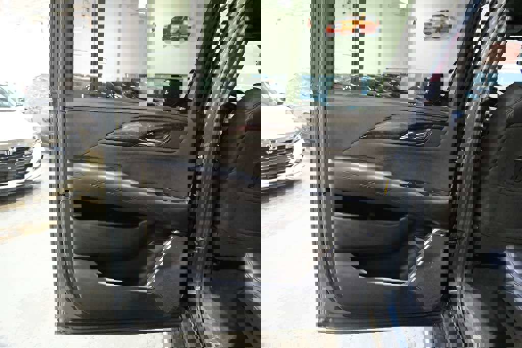 Used 2020 Cadillac Escalade ESV Platinum AWD/4WD image 24