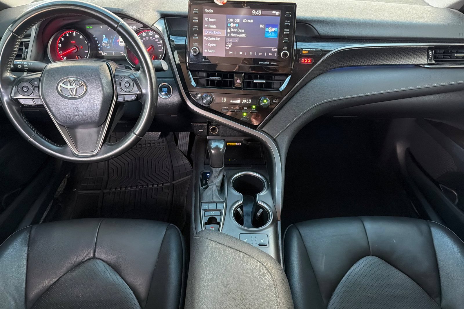 Used 2023 Toyota Camry XSE FWD image 13