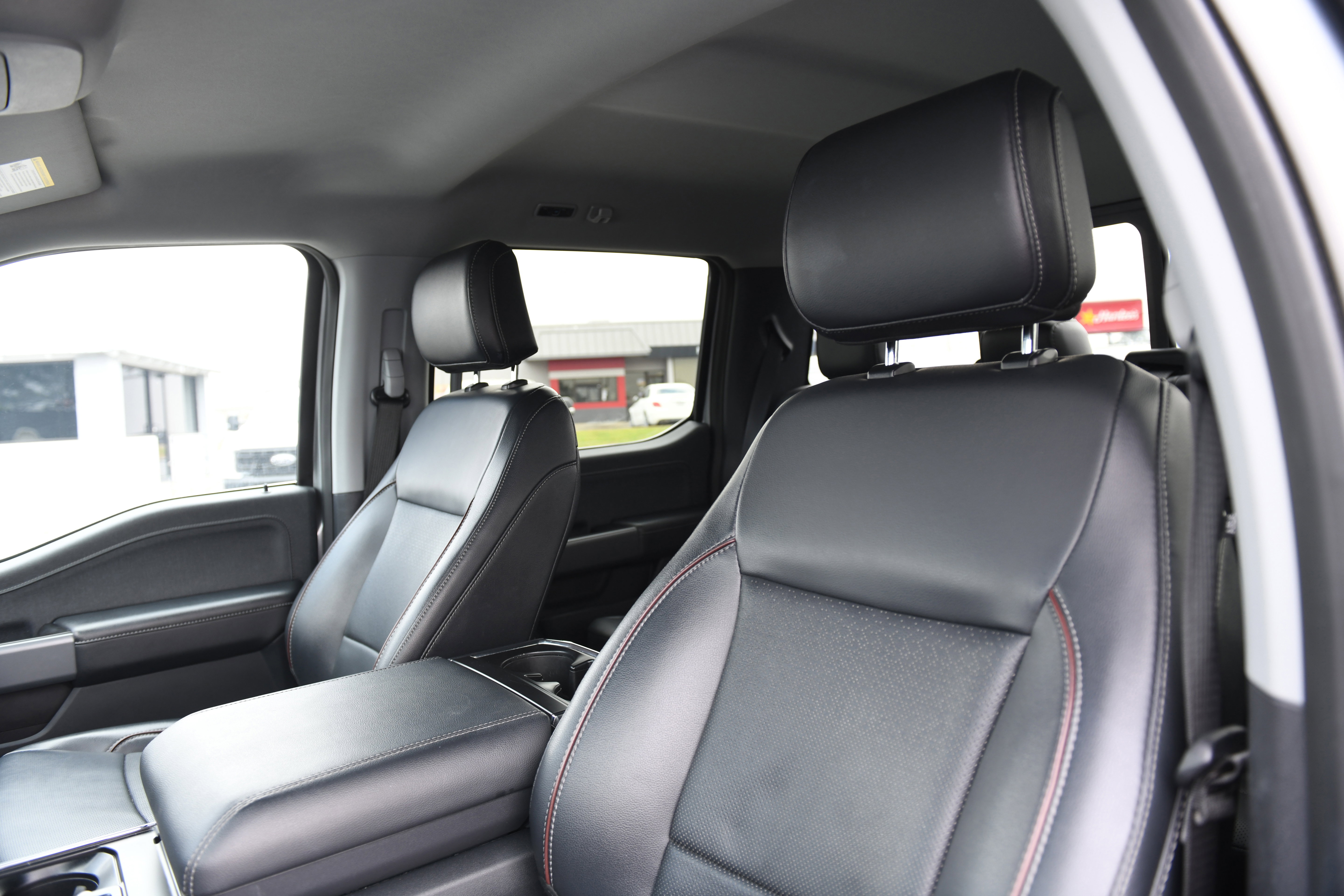 Used 2023 Ford F150 Lariat w/ Max Trailer Tow Package image 19