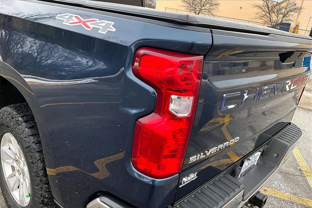 Used 2021 Chevrolet Silverado 1500 LT w/ Bed Protection Package image 31