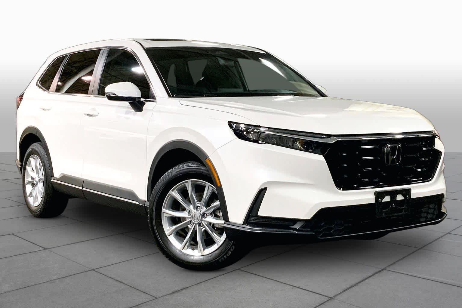Used 2025 Honda CR-V EX image 3