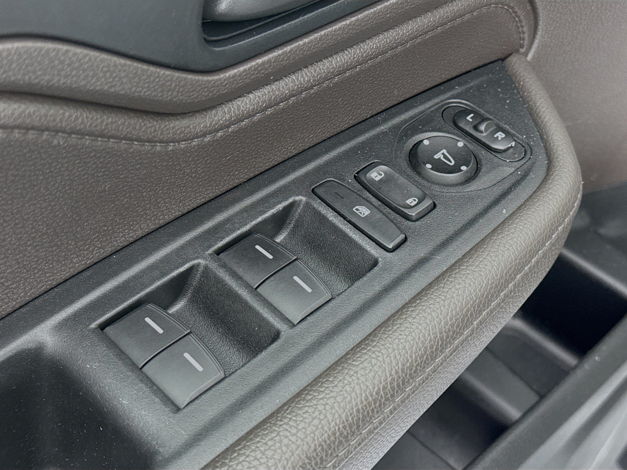 Certified 2024 Honda Odyssey EX image 17
