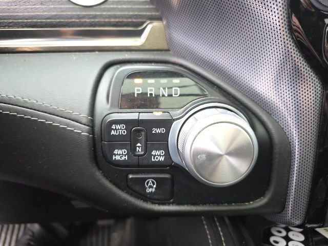 Used 2020 RAM 1500 Limited w/ Black Appearance Package image 13