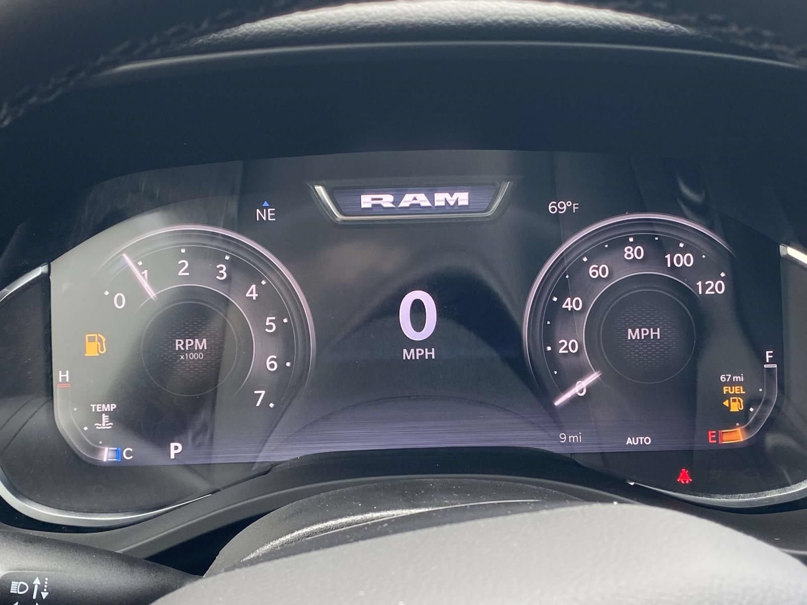 New 2026 RAM 1500 Big Horn AWD/4WD image 25