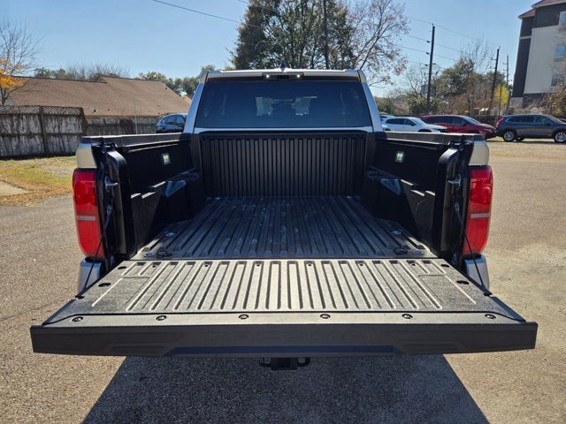 Used 2025 Toyota Tacoma TRD Off-Road image 7