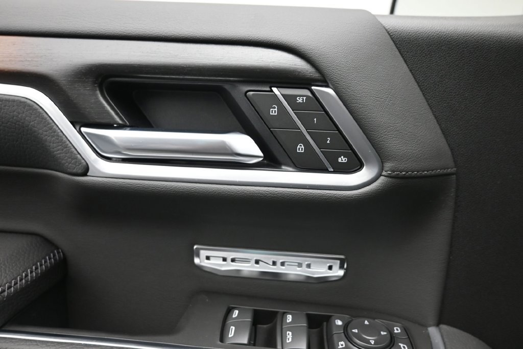 New 2026 GMC Sierra 1500 Denali AWD/4WD image 17