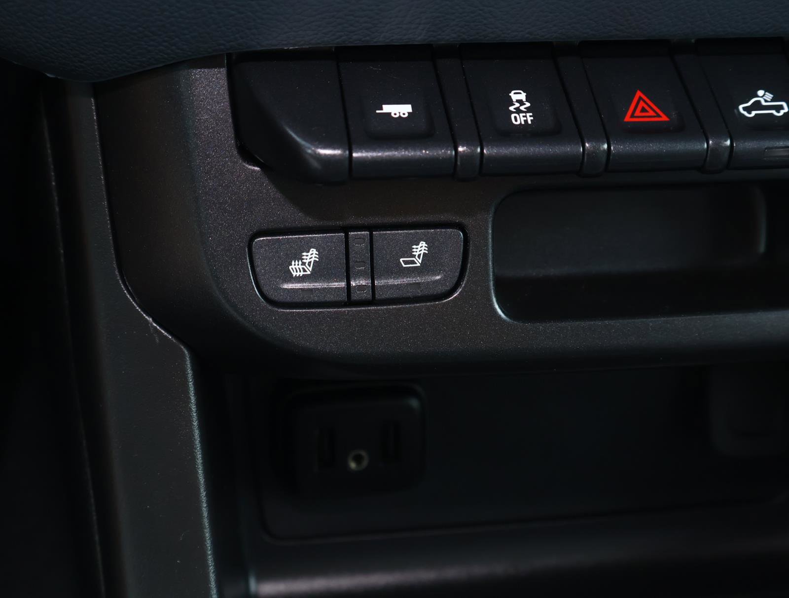 Used 2020 Chevrolet Colorado Z71 image 28