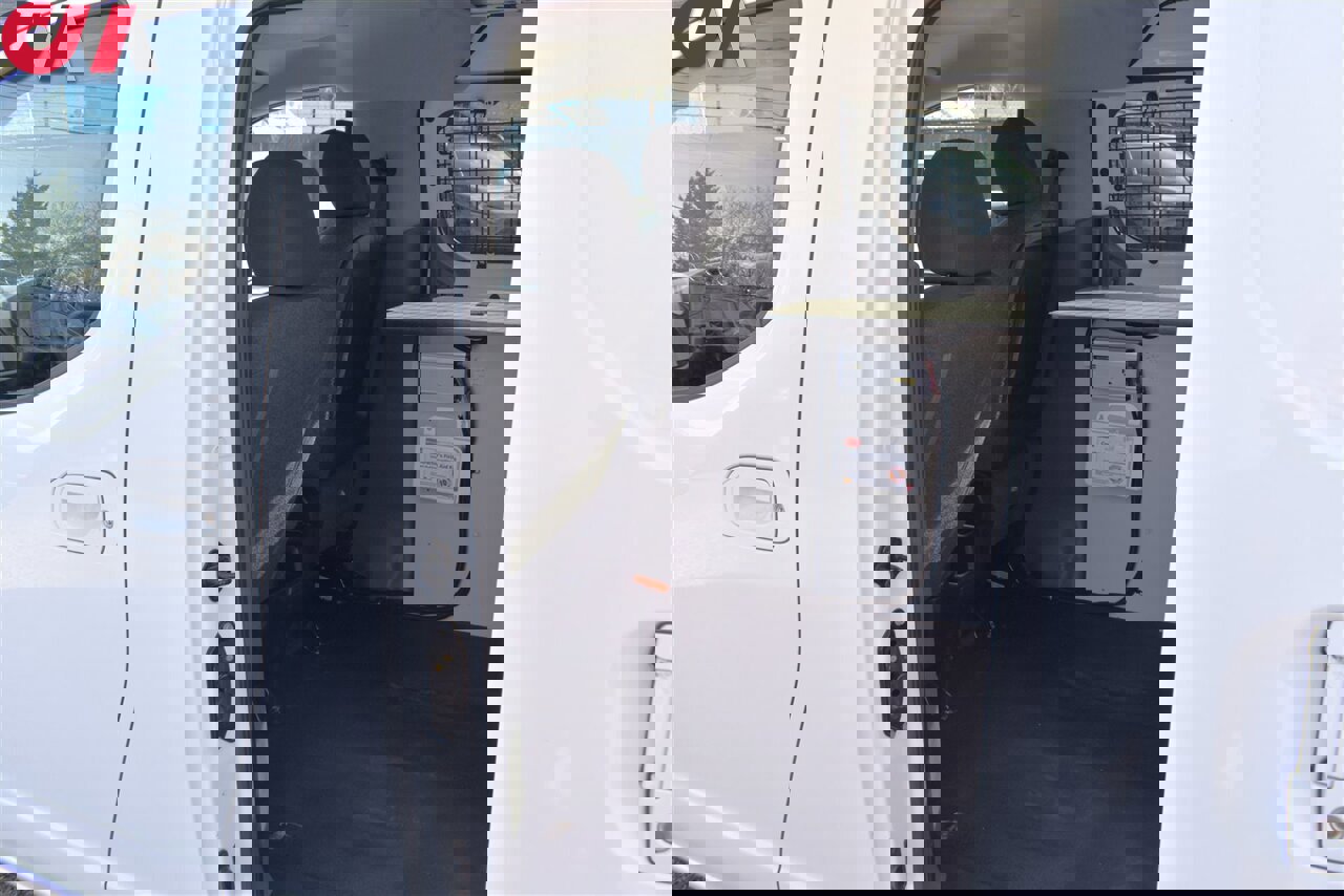 Used 2017 Chevrolet City Express LS w/ Appearance Package image 22