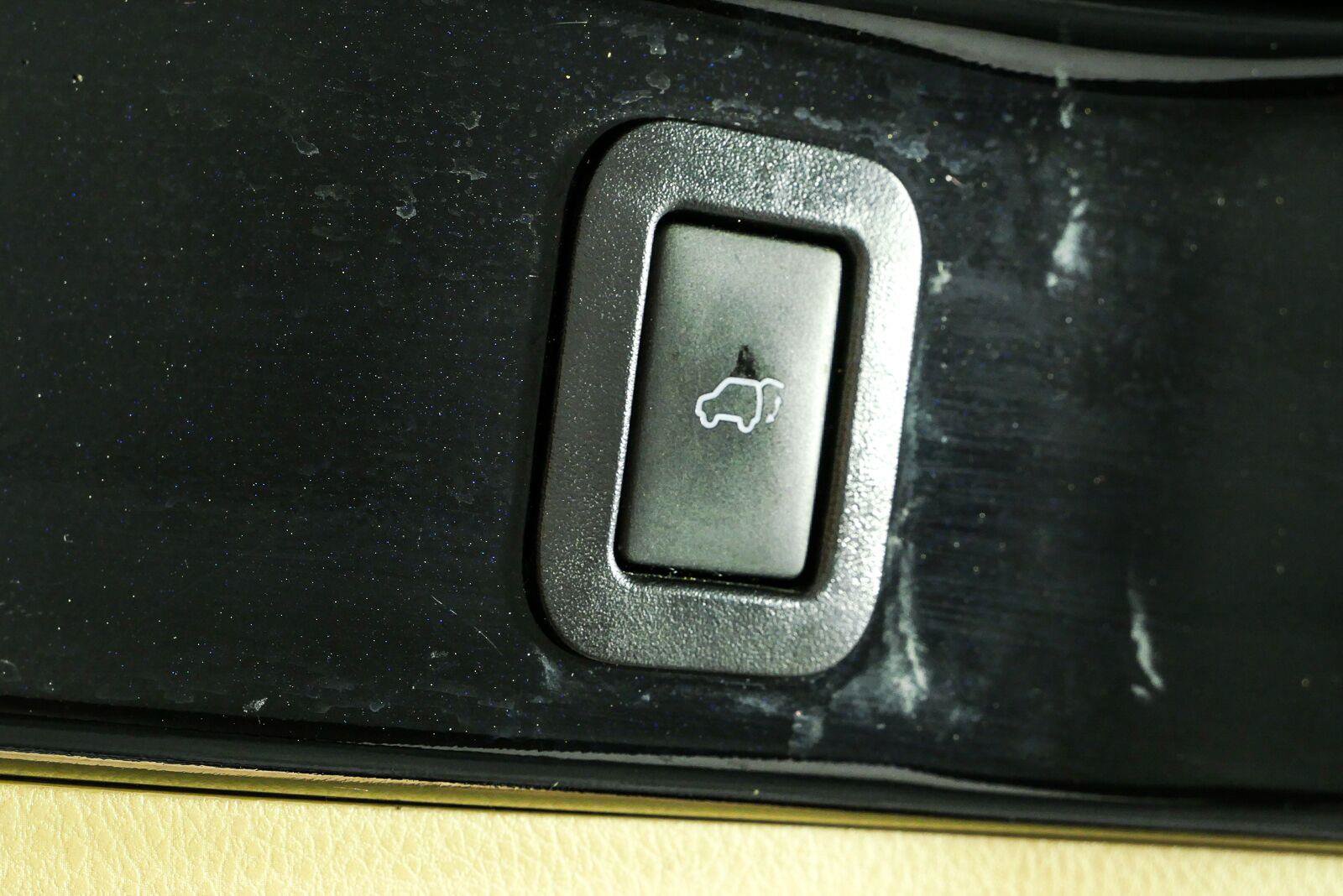 Used 2019 Toyota Highlander XLE AWD/4WD image 35