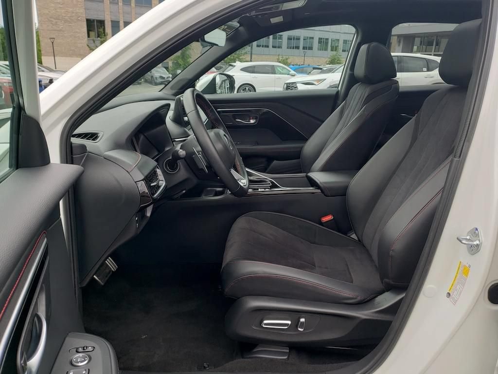 Certified 2025 Acura ADX A-Spec AWD/4WD image 18