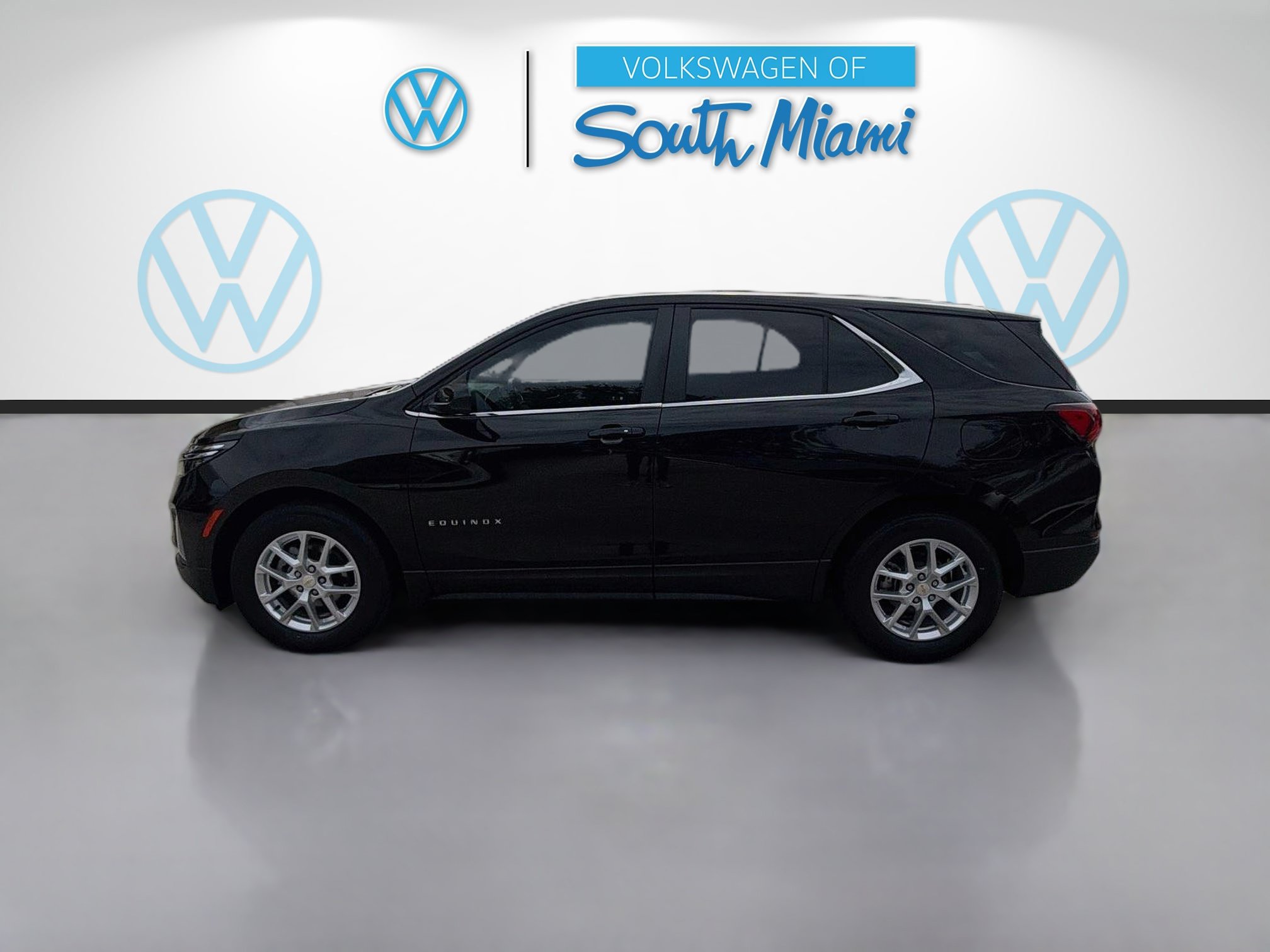 Used 2024 Chevrolet Equinox LT FWD image 4
