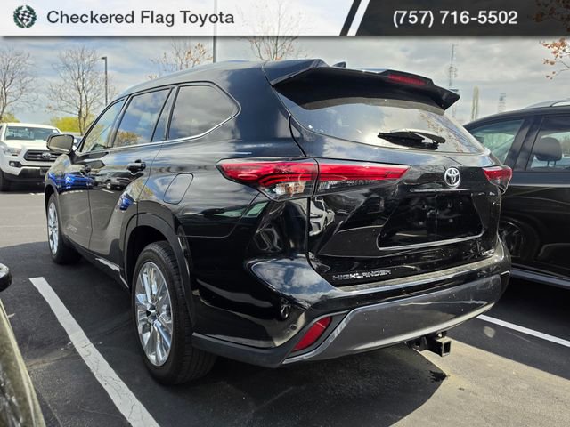 Used 2023 Toyota Highlander Limited image 4