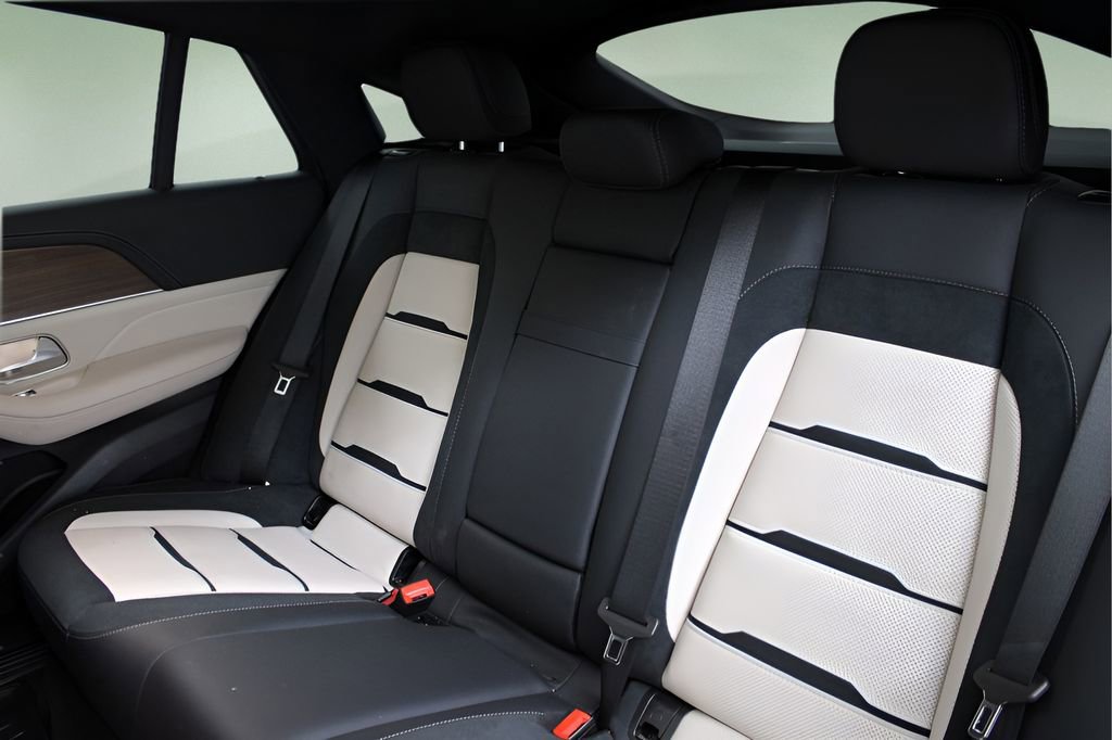 Used 2024 Mercedes-Benz GLE 53 AMG 4MATIC Coupe image 21