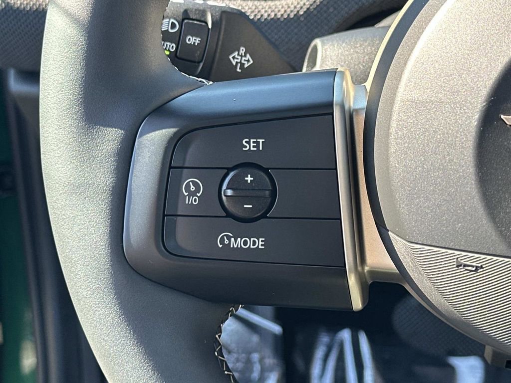 Certified 2025 MINI Cooper S image 17