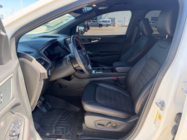 Used 2024 Ford Edge ST-Line AWD/4WD image 5