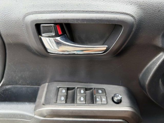 Certified 2021 Toyota Tacoma TRD Off-Road w/ Technology Package image 8