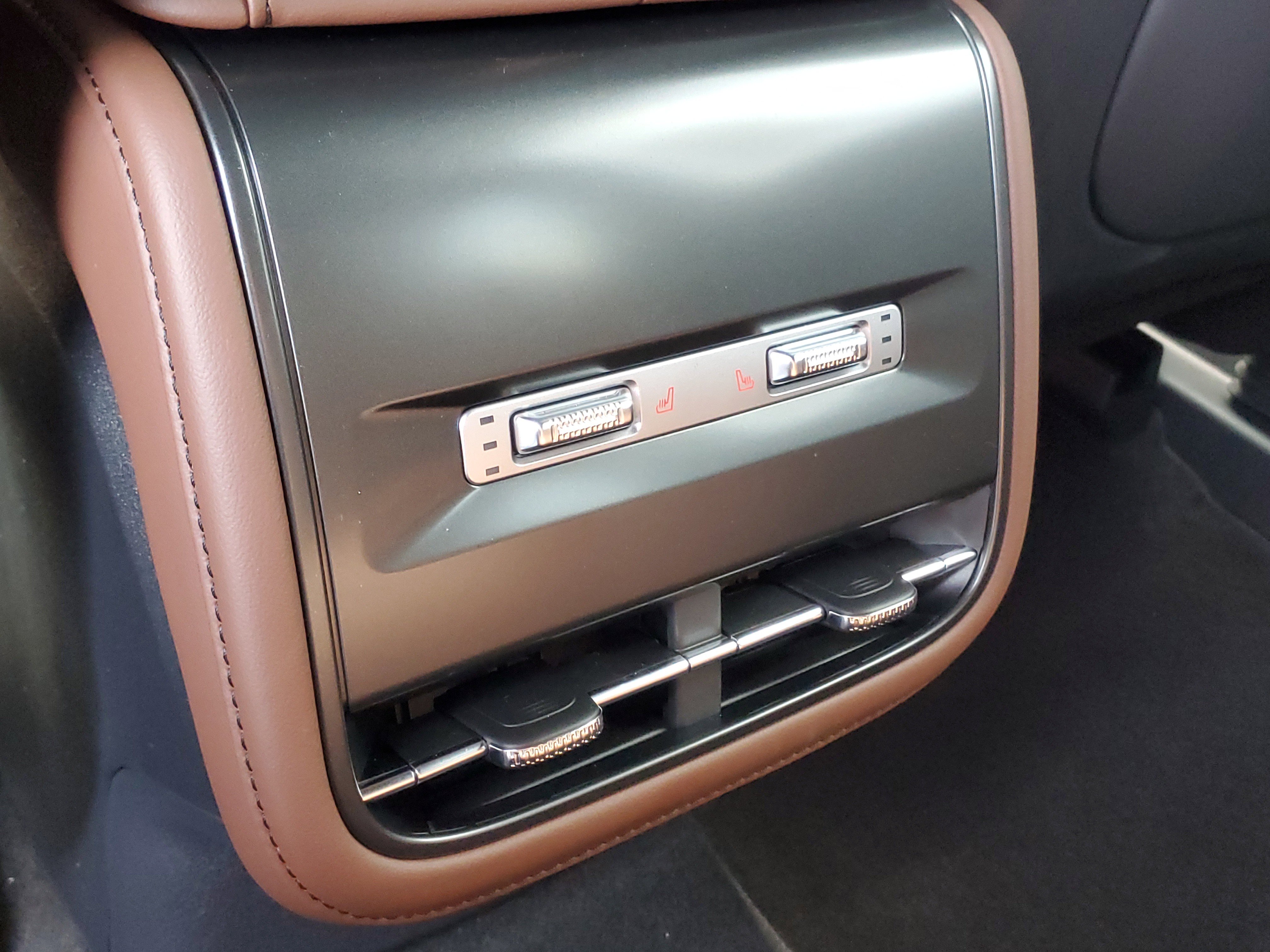 New 2026 Lincoln Nautilus Reserve w/ Jet Appearance Package image 30