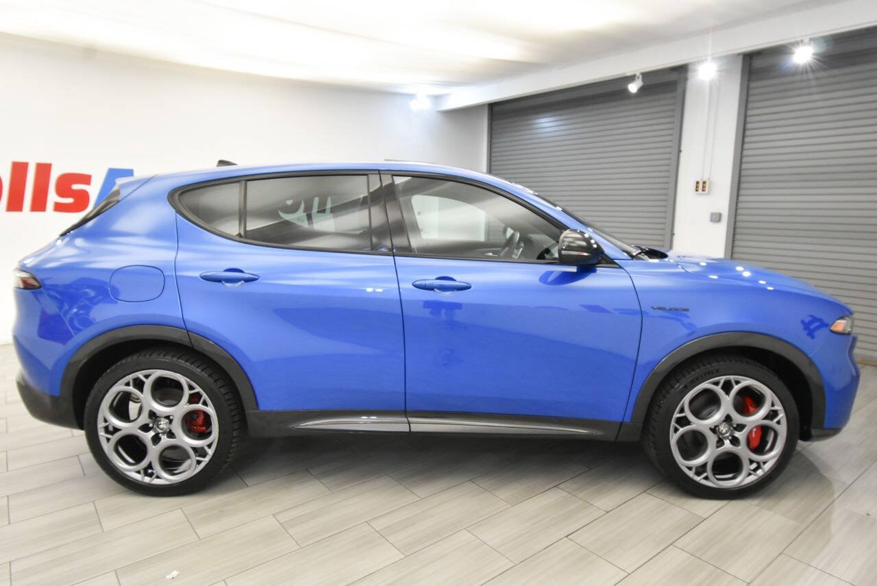 Used 2024 Alfa Romeo Tonale Veloce AWD/4WD image 6