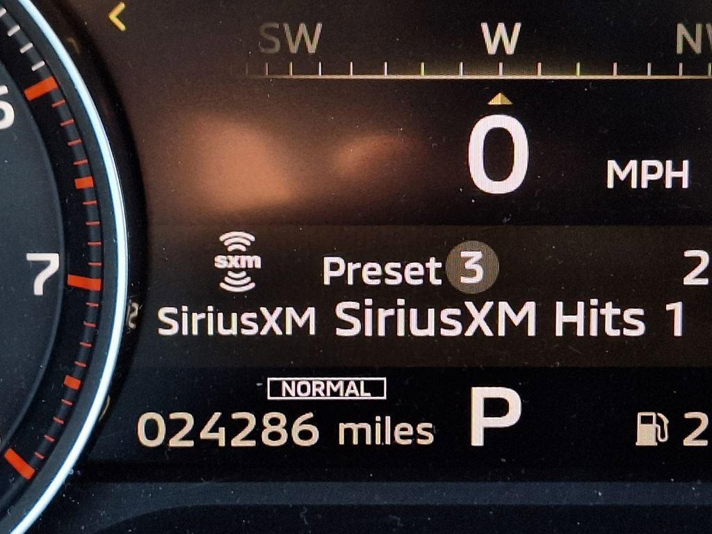 Used 2025 Mitsubishi Outlander ES image 18