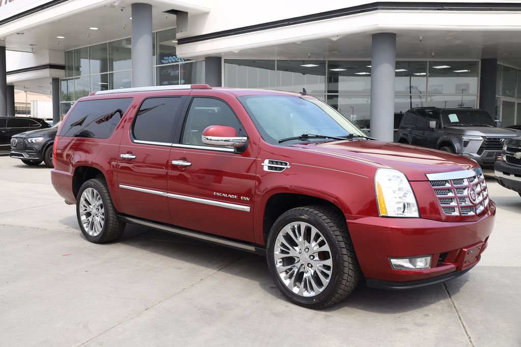 Used 2011 Cadillac Escalade ESV Premium AWD/4WD image 8