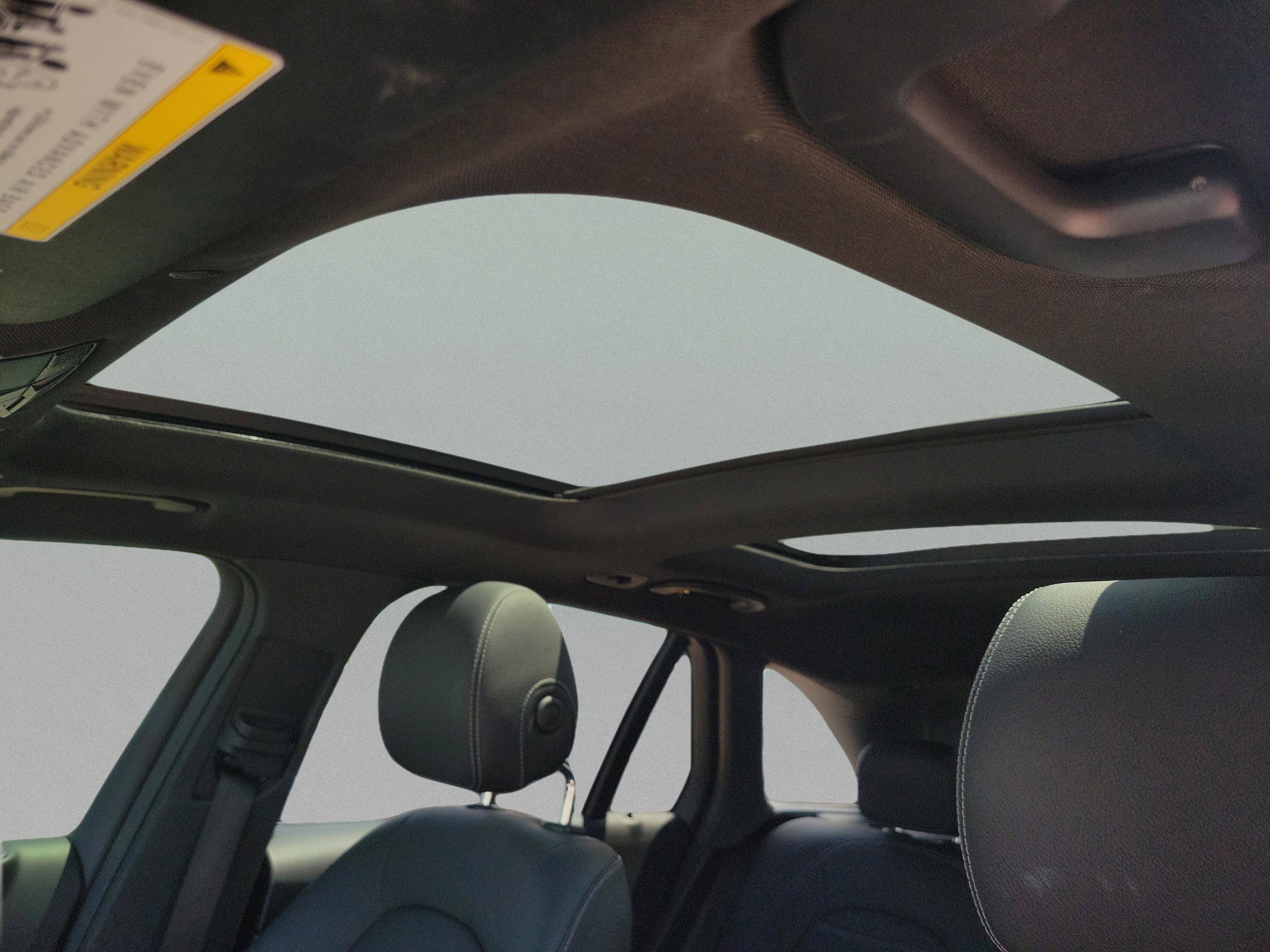 Certified 2021 Mercedes-Benz GLC 300 image 28