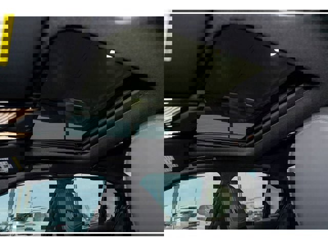 New 2026 BMW 330i xDrive Sedan w/ Convenience Package image 60